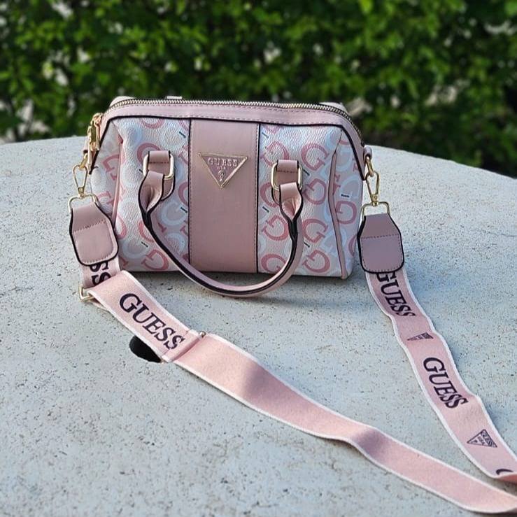 CARTERA GUESS DE MANO PARA DAMA